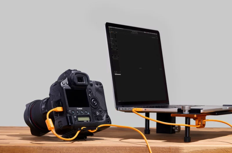 Tethering a camera to laptop
